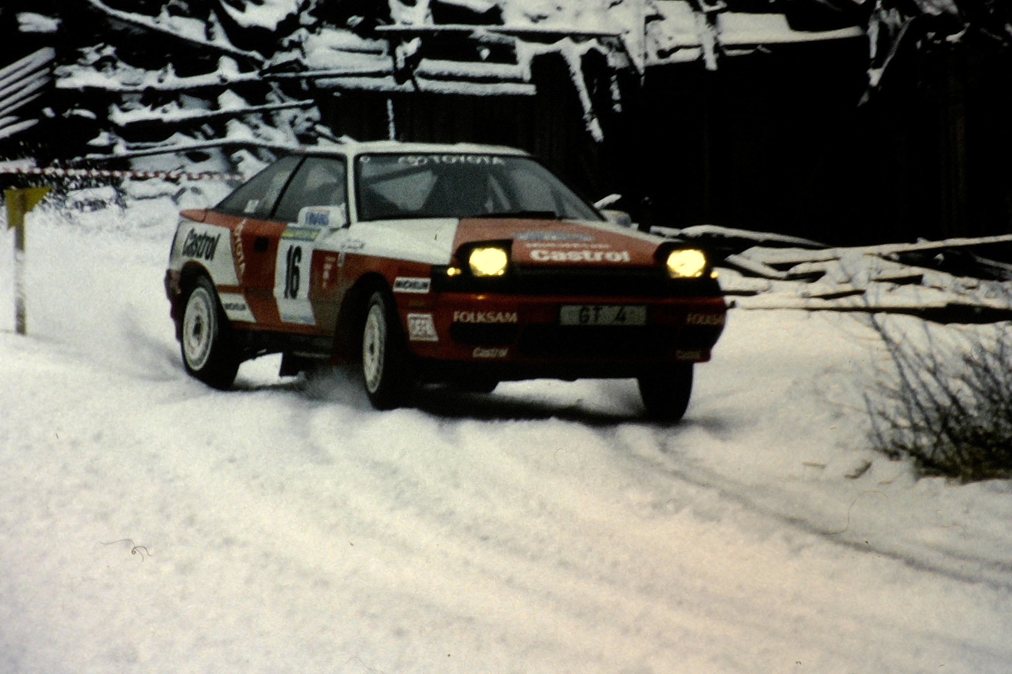 Rally FlashBack - Lars Carlsson / Klaus Fabisch, Ford Escort RS 2000 ...