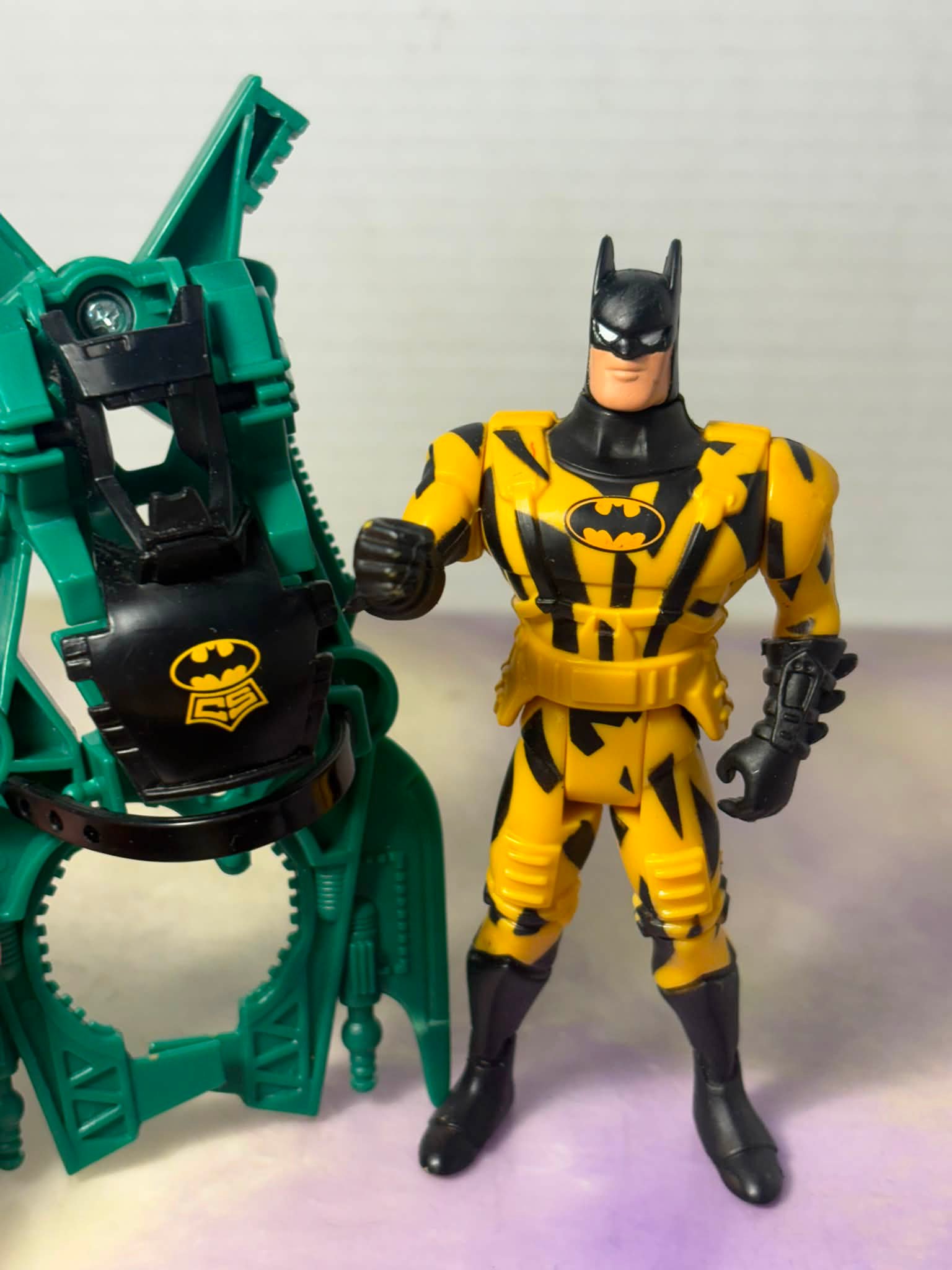 DC Kenner Batman: The Animated Series Land Strike Batman with the