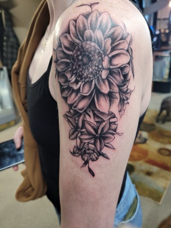 Signature Ink Tattoo | Scottsbluff NE