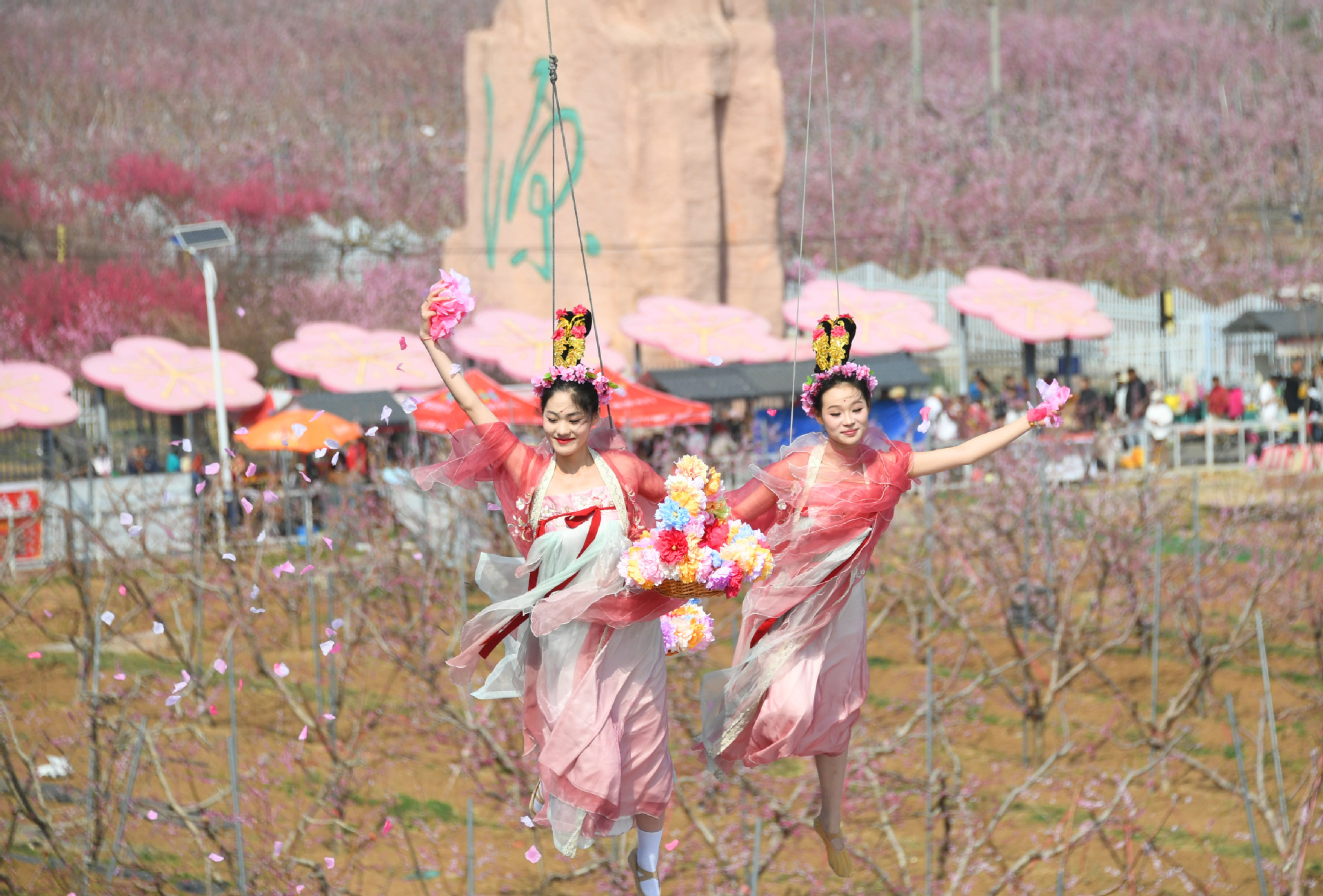 China Daily - #ChinaCanvas The 27th Pinggu International... | Facebook