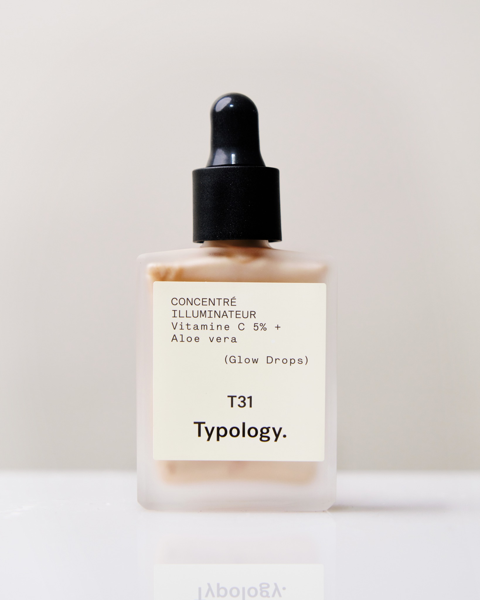 Tinted Serum T10 • Vitamin C + Aloe Vera • Light coverage, natural