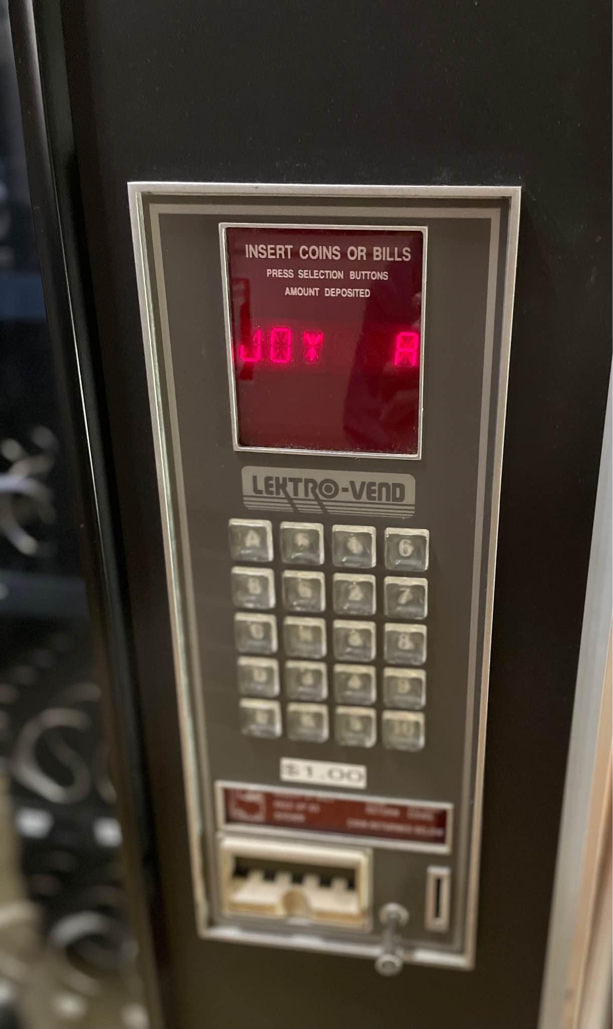 Vending Machine - Miscellaneous - Cumberland, Rhode Island | Facebook ...