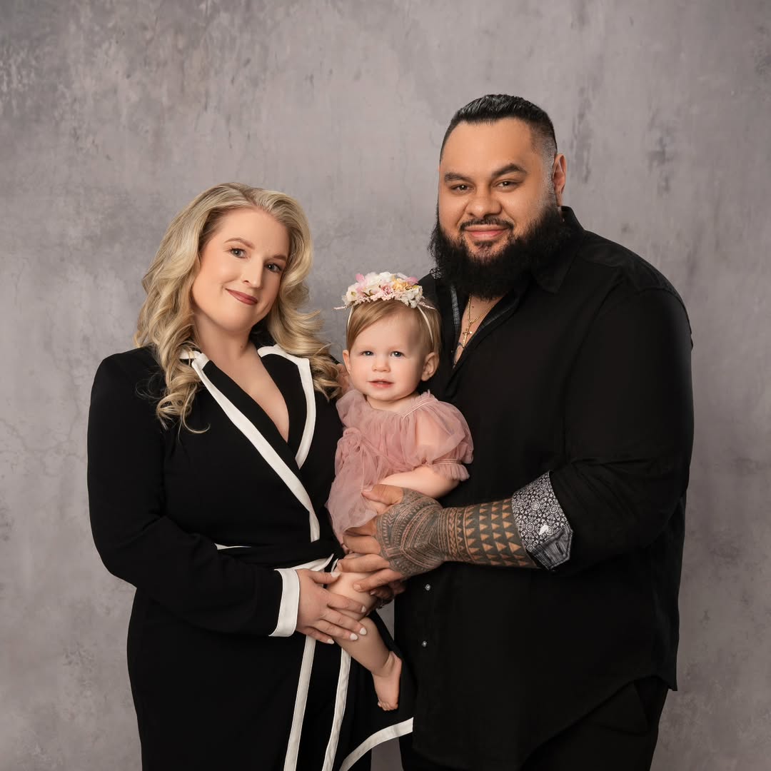WWE Star Bronson Reed and his family 💪🔥 - Wrestlelamia.com | Facebook