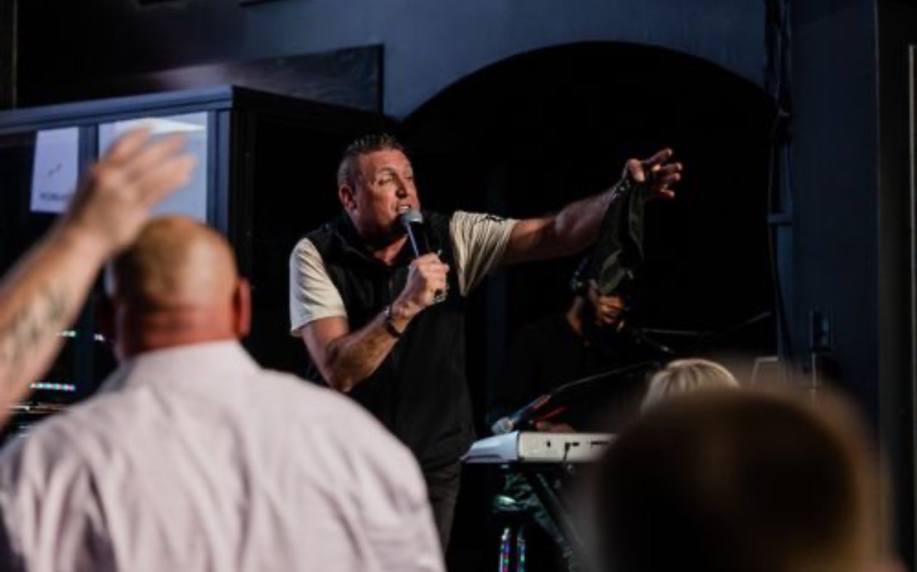 Revival with Sean Strong at Gospel Fellowship Holiness (Pastor Billy ...