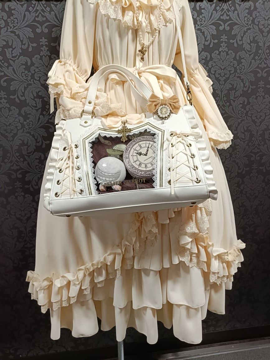 アトリエピエロ大阪店ブログ】﻿ ﻿ 本日はATELIER-PIERROTの新作