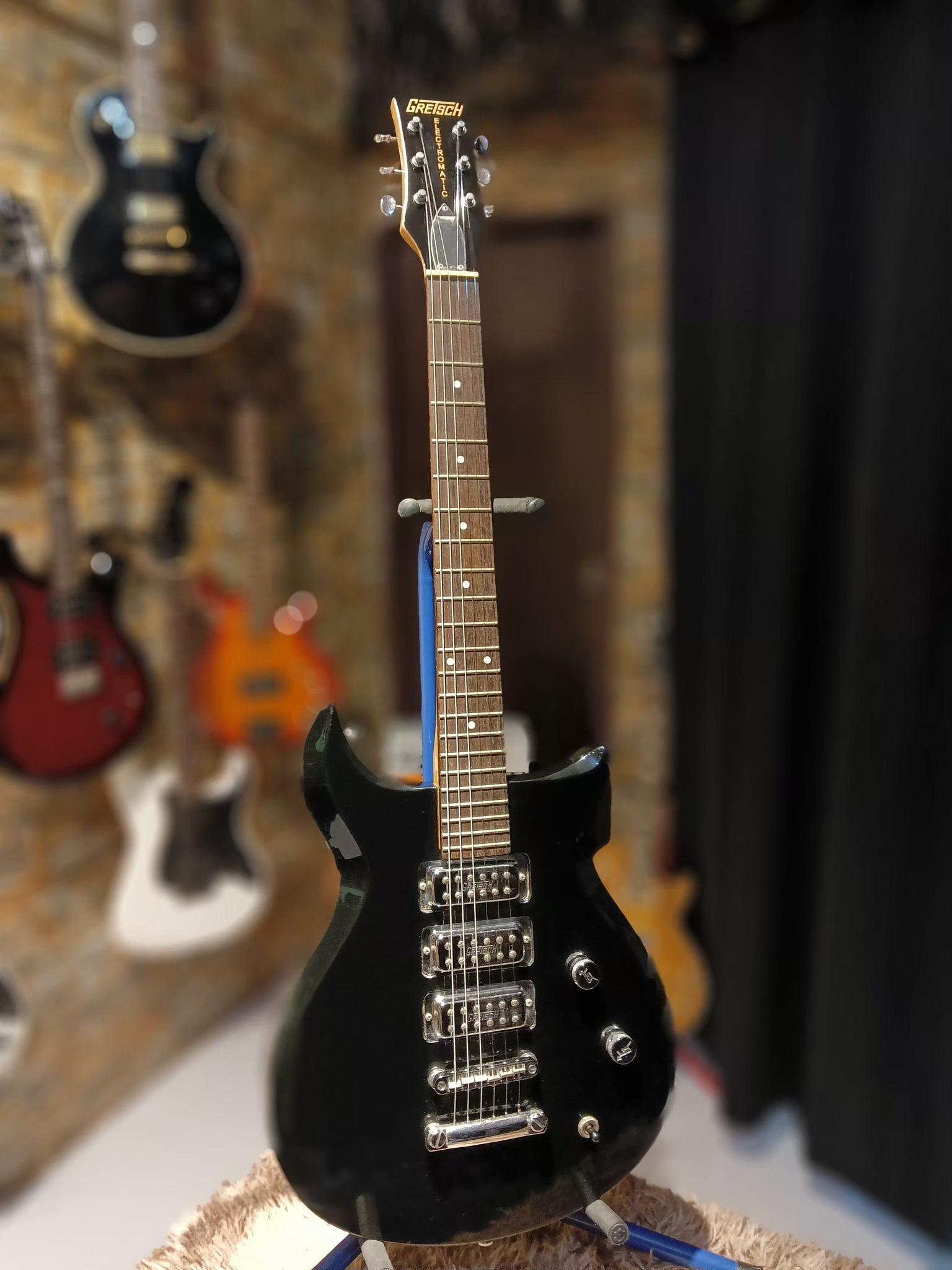 Gretsch Electromatic G5103 Corvette CVT III Black 35,000 sagad na
