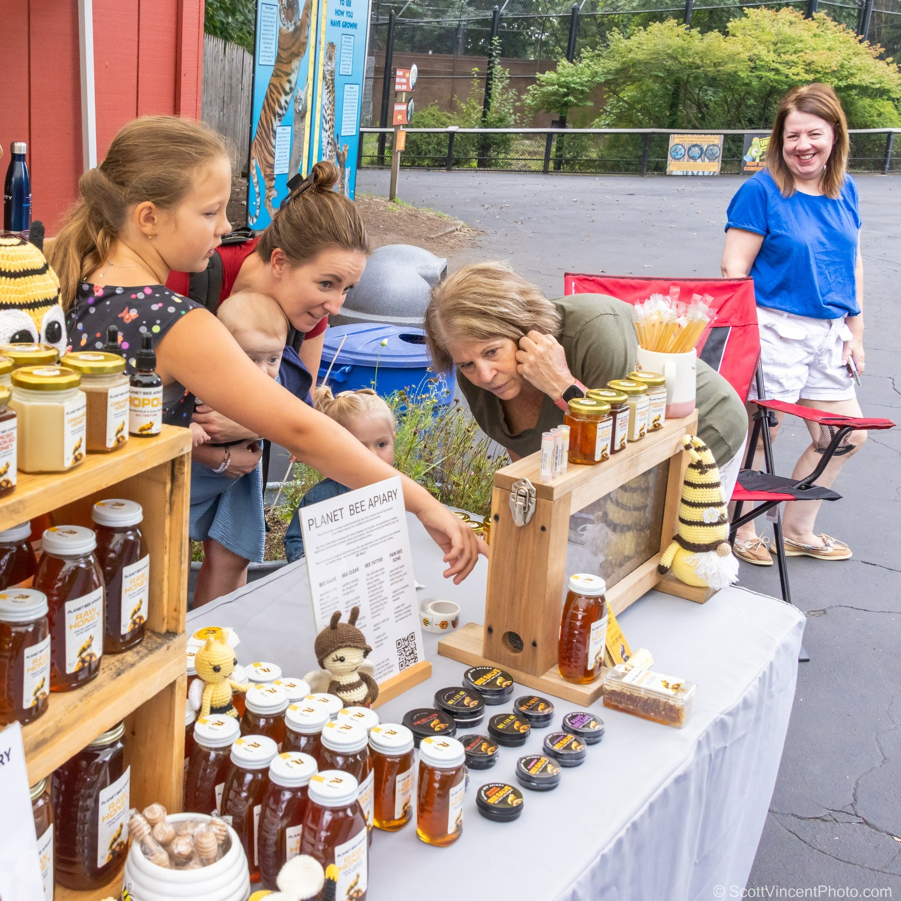 Connecticut's - 🎨🧵 Calling All Crafters & Creatives! 🧶🌿 The Zoo’s ...