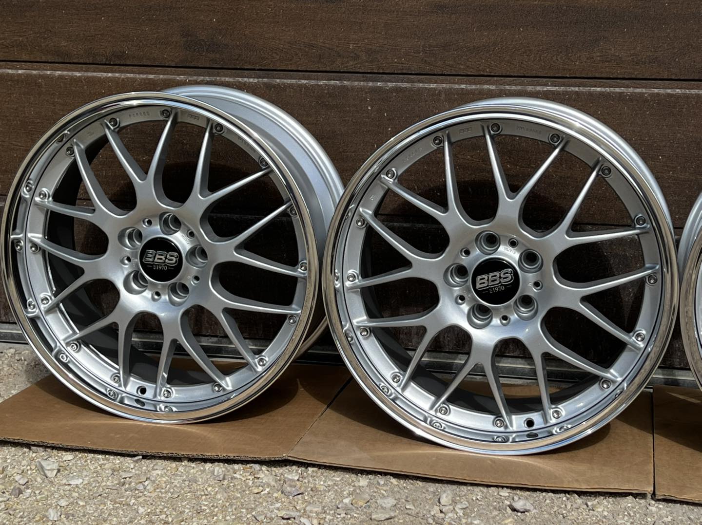 Rare wheels - Rare wheels added a new photo.