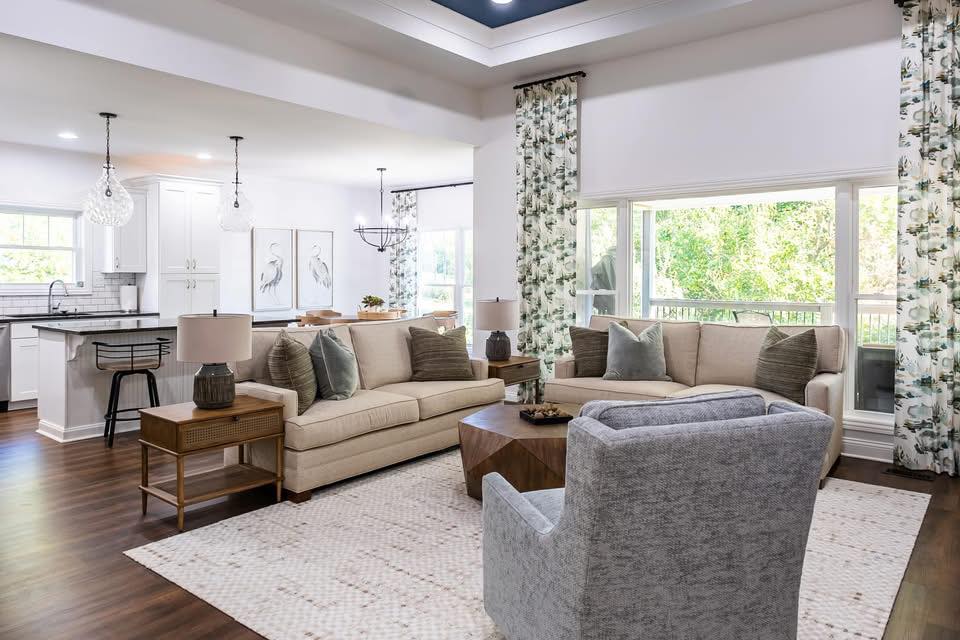 J L Interiors | Buckner KY