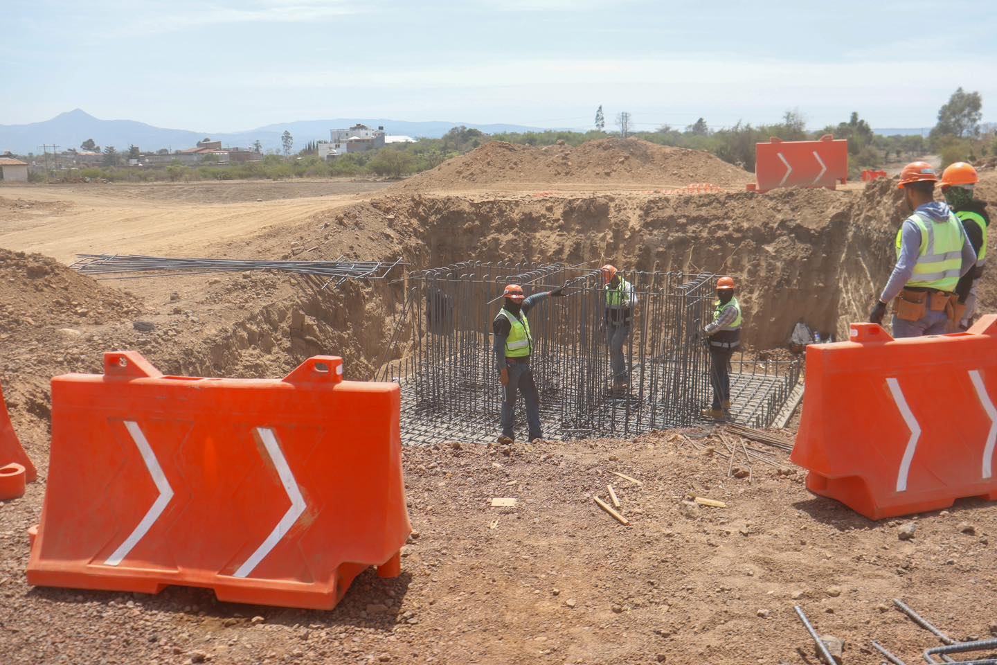 Secretaría de Comunicaciones y Obras Públicas de Michoacán added a new ...