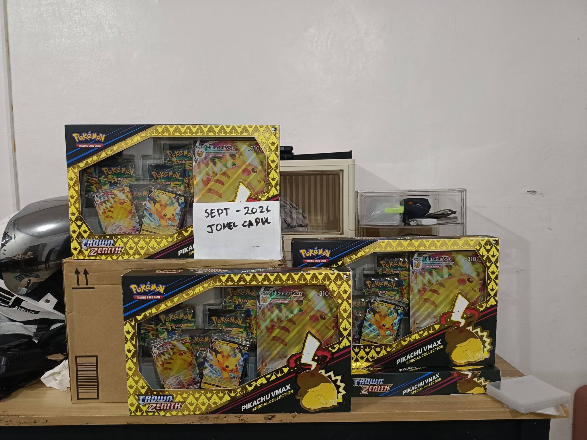 Pokémon Crown Zenith 2023 (out of print 2025) pikachu vmax special