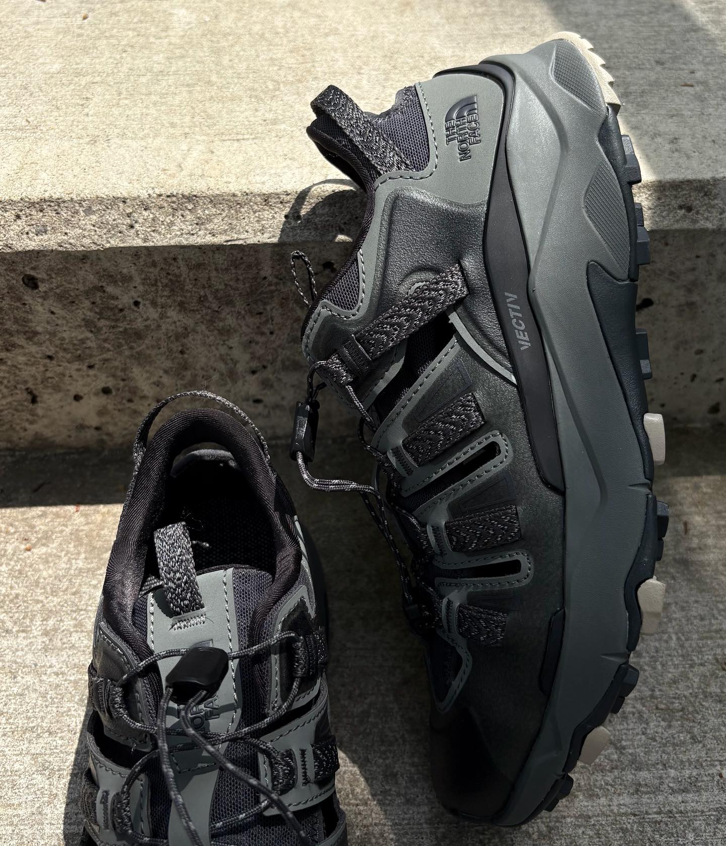 The North Face / Helly - The North Face / Helly Hansen 神戸店