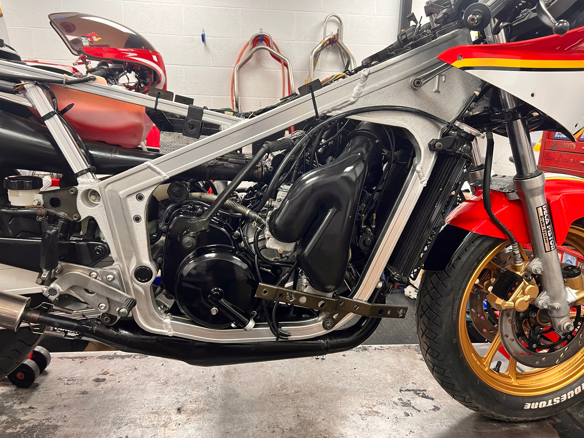 Steve Bateman Superbike Ltd | Ringwood