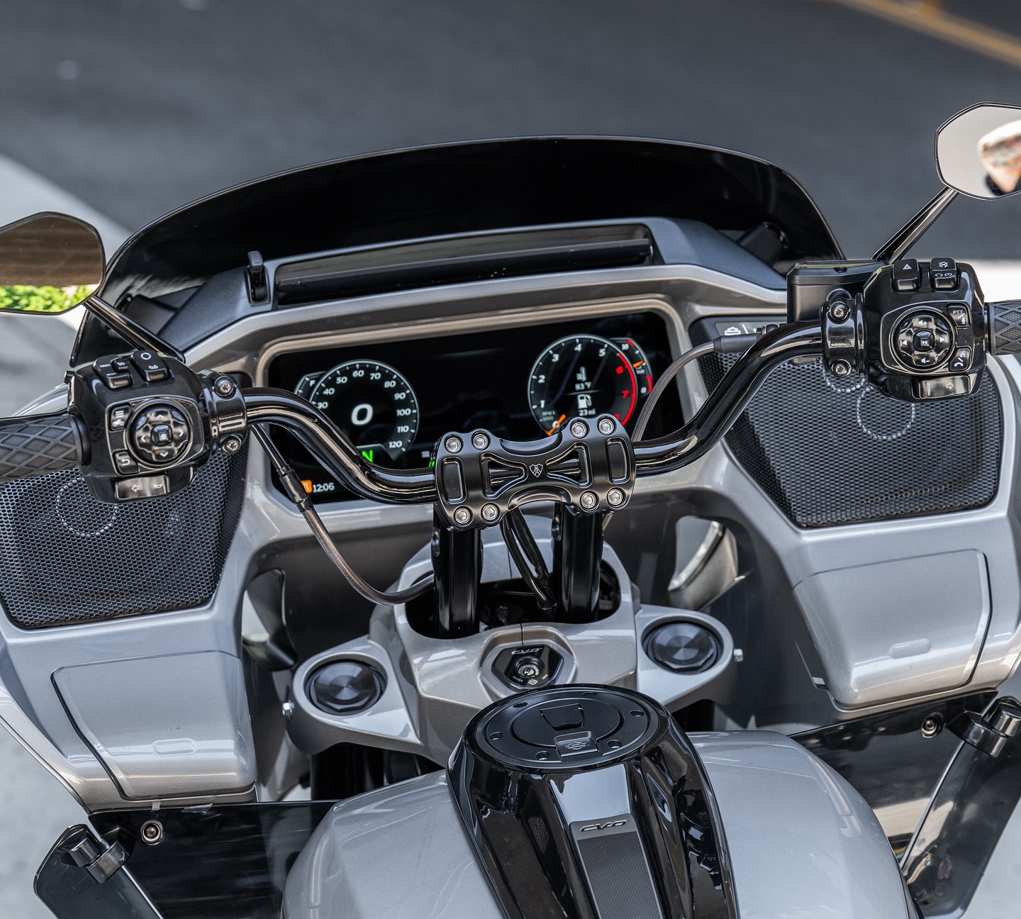 Cockpit views 🧑🏼‍🚀 Our Method... - Arlen Ness Motorcycles
