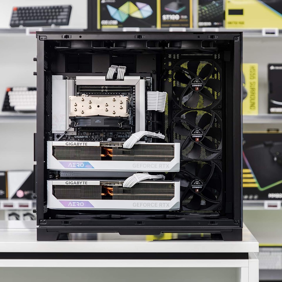 AORUS - 🛠️ by Computer Lounge Animation studio build 🖥️... | Facebook