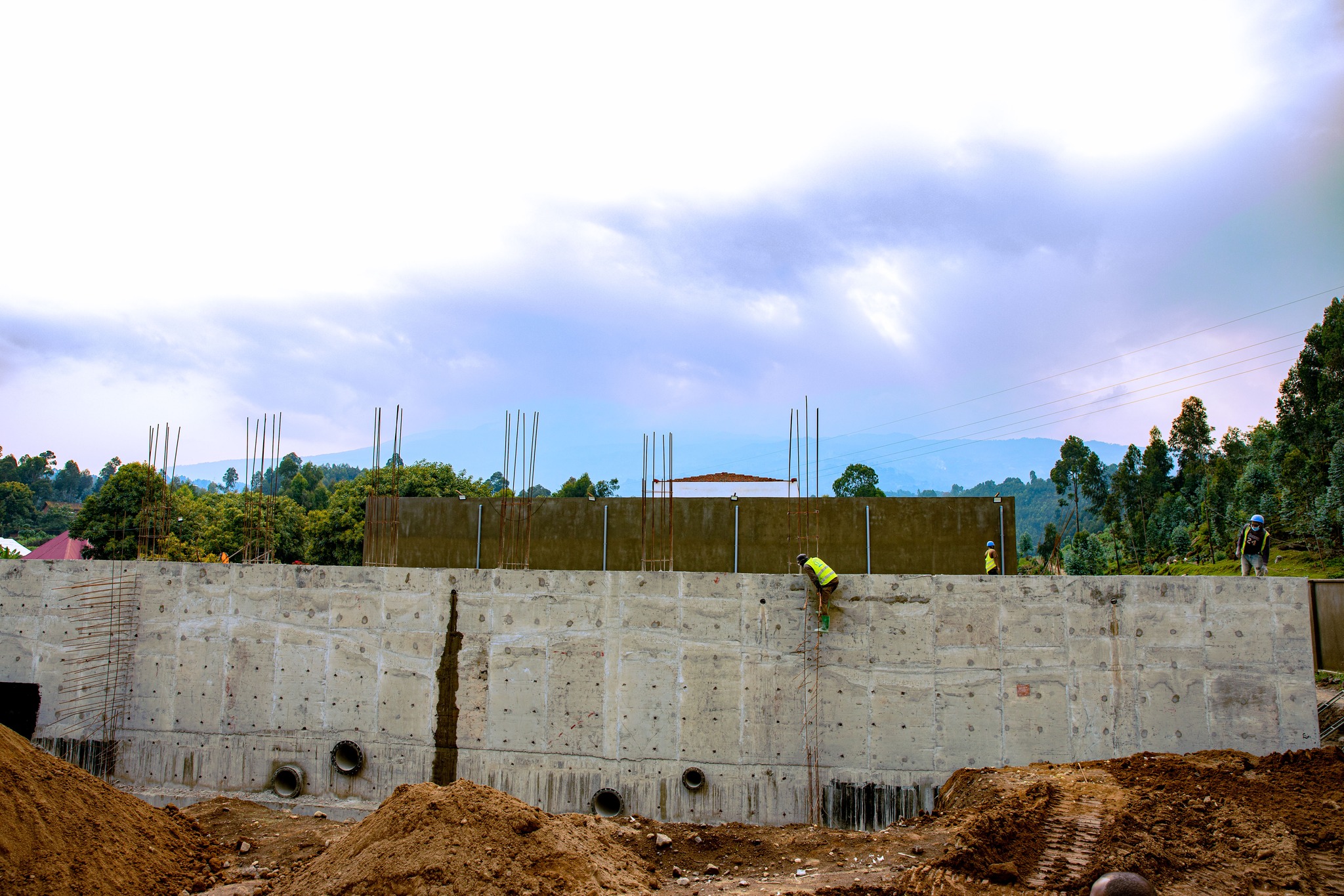 Rwanda Ministry of... - Rwanda Ministry of Infrastructure