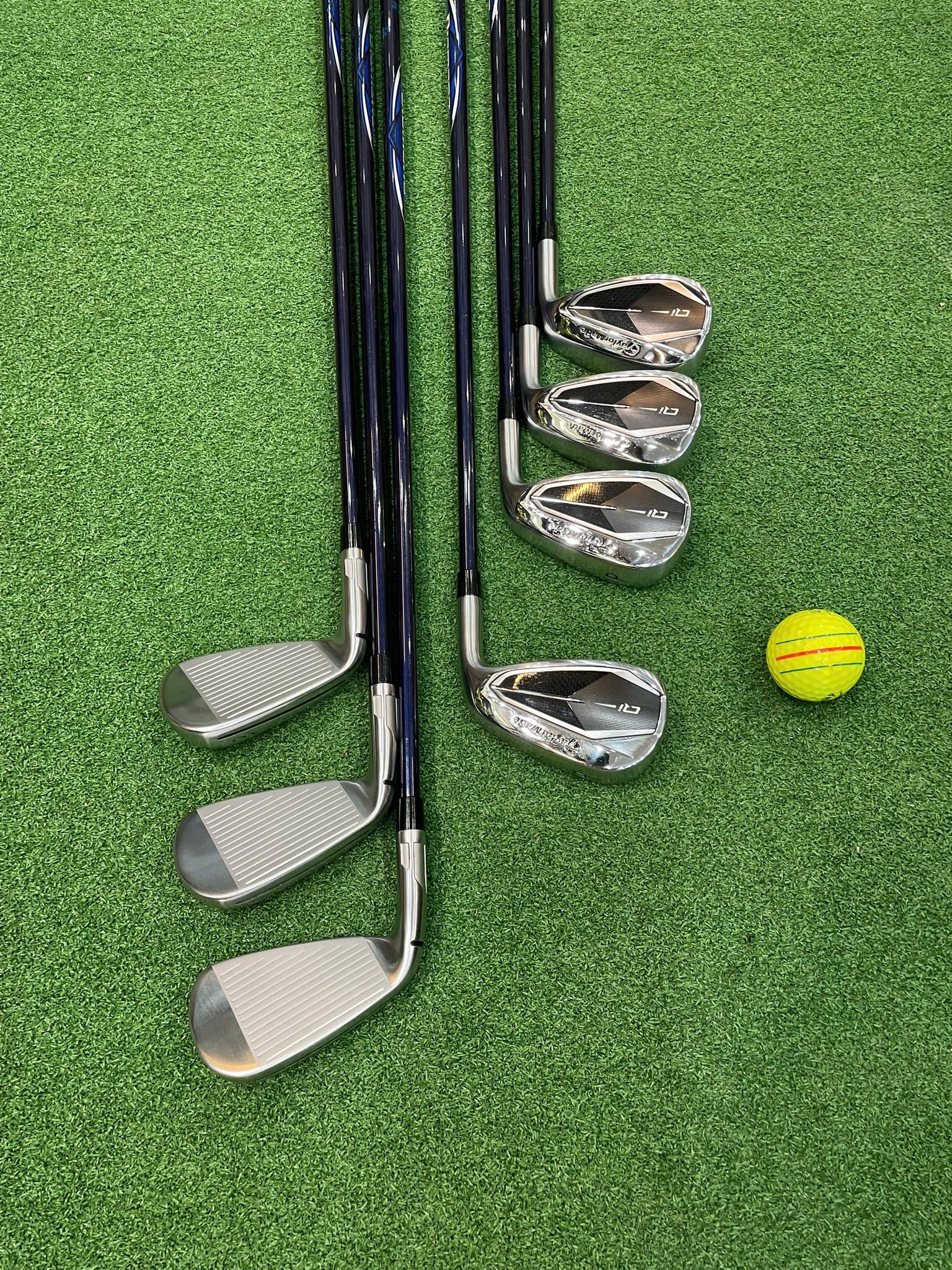 Bộ sắt Taylormade Qi10 mới 90% 7 gậy 6.7.8.9.P.A.S Cán graphite R 