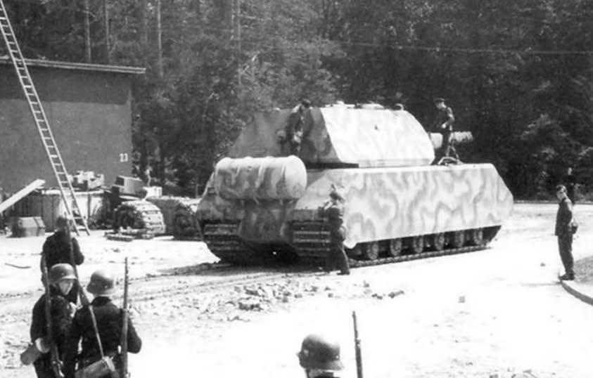 Panzer-Archeology - Maus with a camouflage pattern. Böblingen April ...
