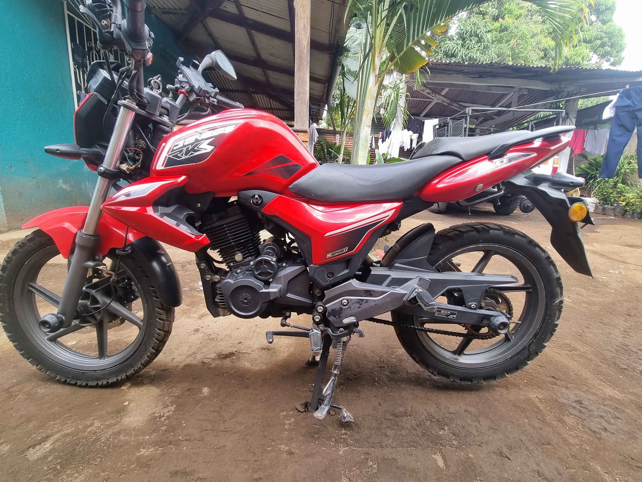 Vendo génesis rks 150 sport 2022 - Motorcycles & Scooters - La ...