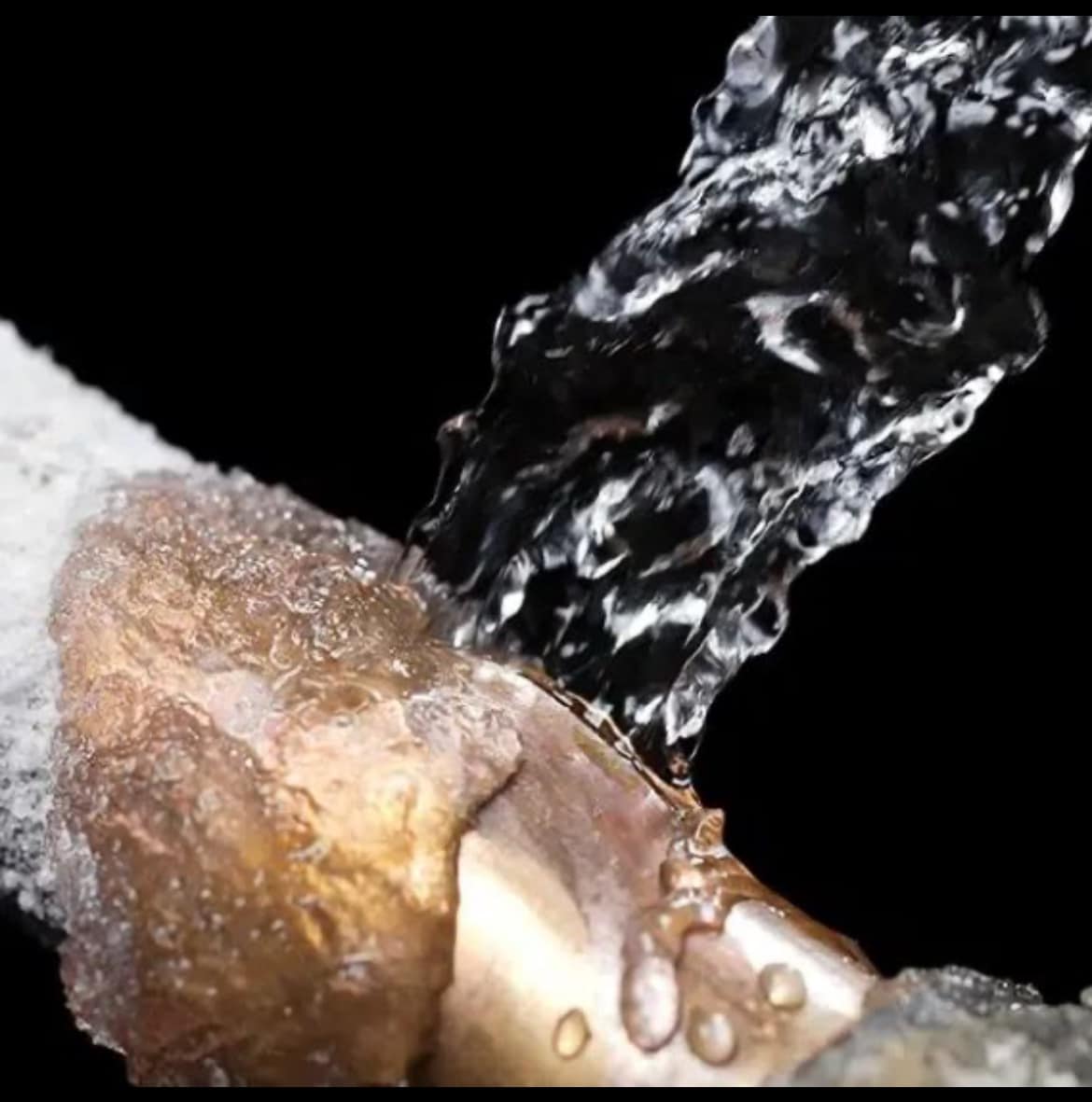 Servpro of Milwaukee North - 🌨️ Fluctuating Temperatures Can Lead to ...