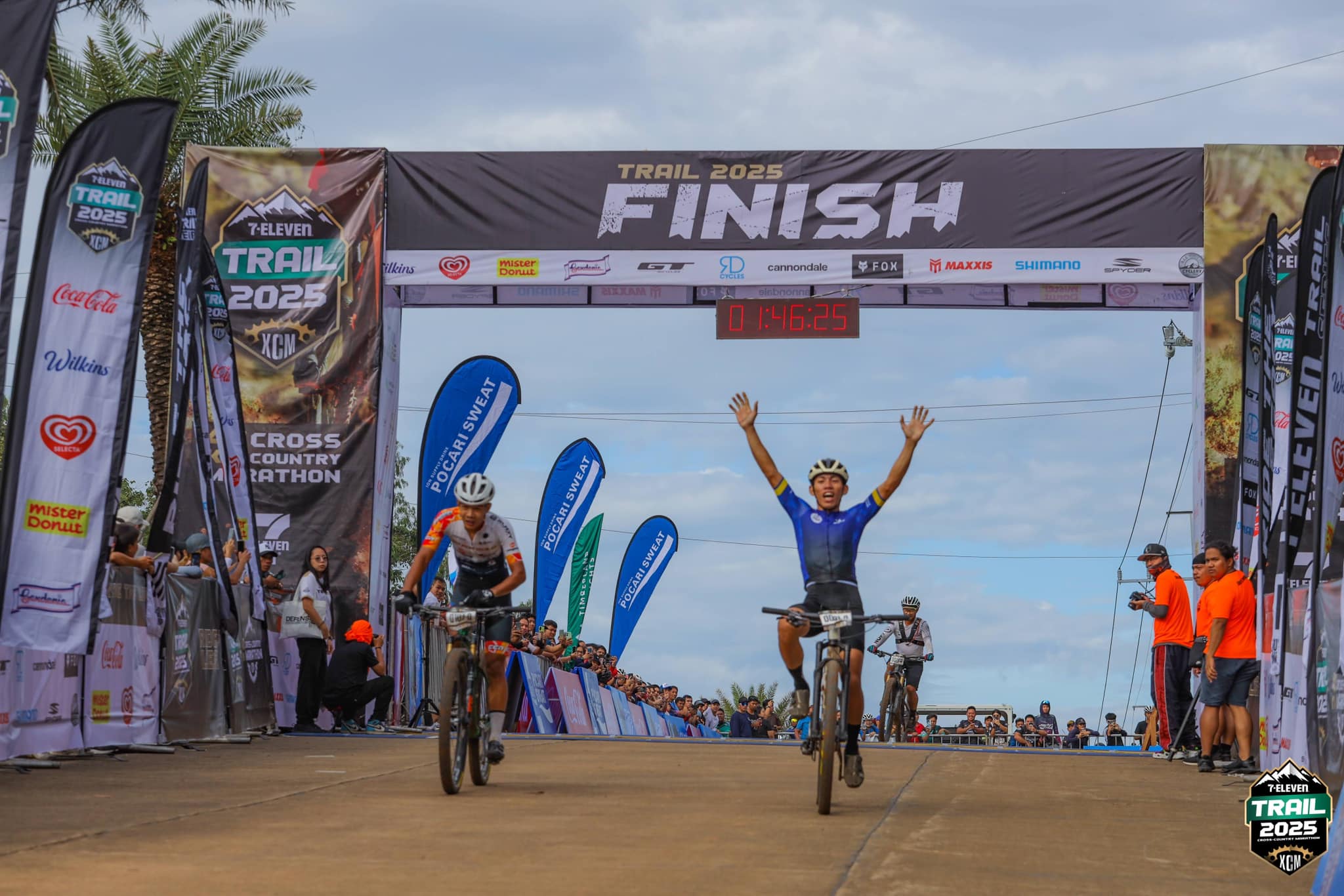 7-Eleven Trail Series - Post Race Flow - 30Km racers After crossing the ...