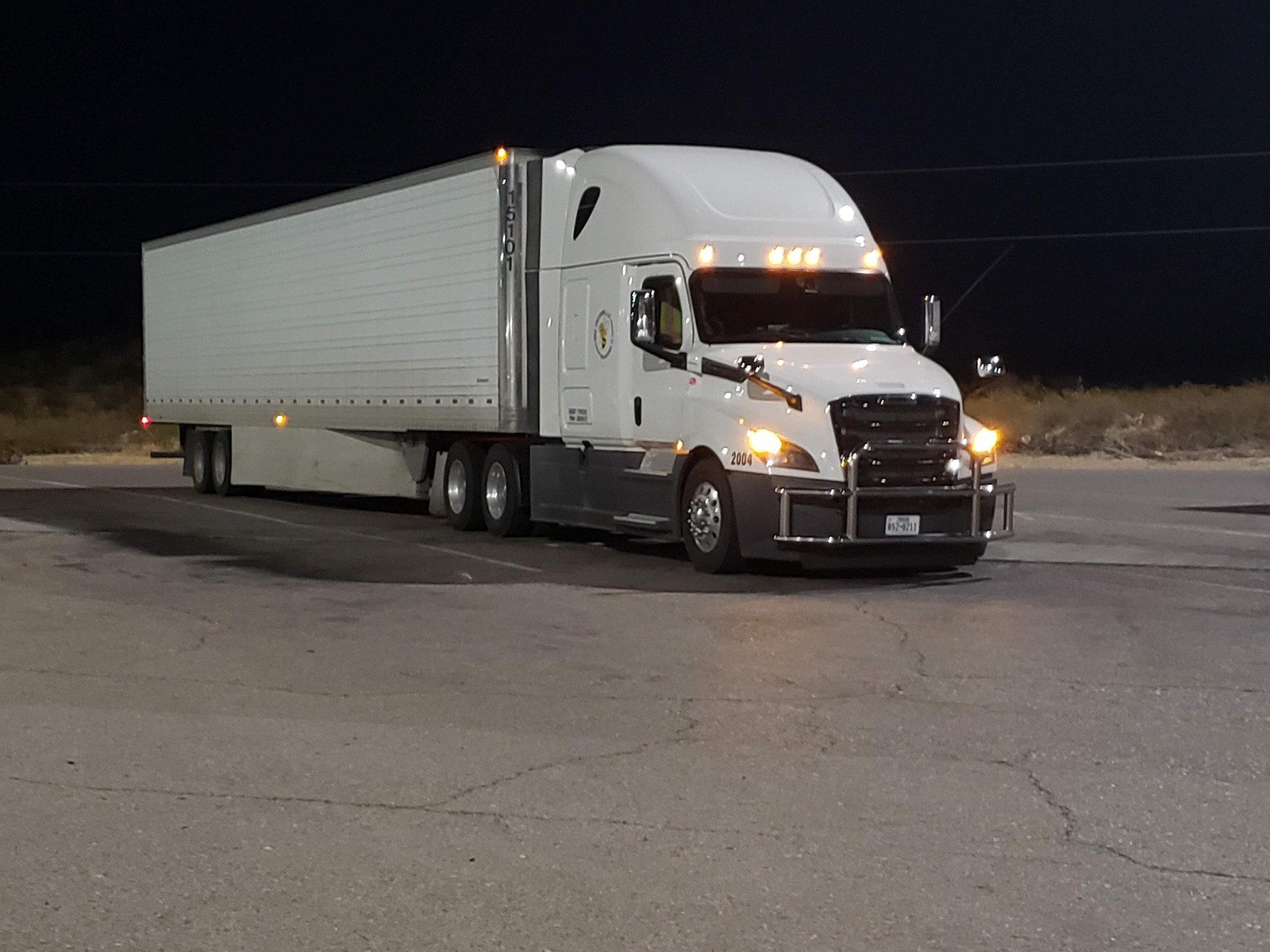 Bee Trucking LLC | San Antonio TX