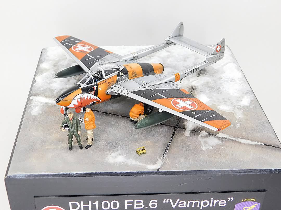 One version of the 1/72 Vampire kits from Special Hobby