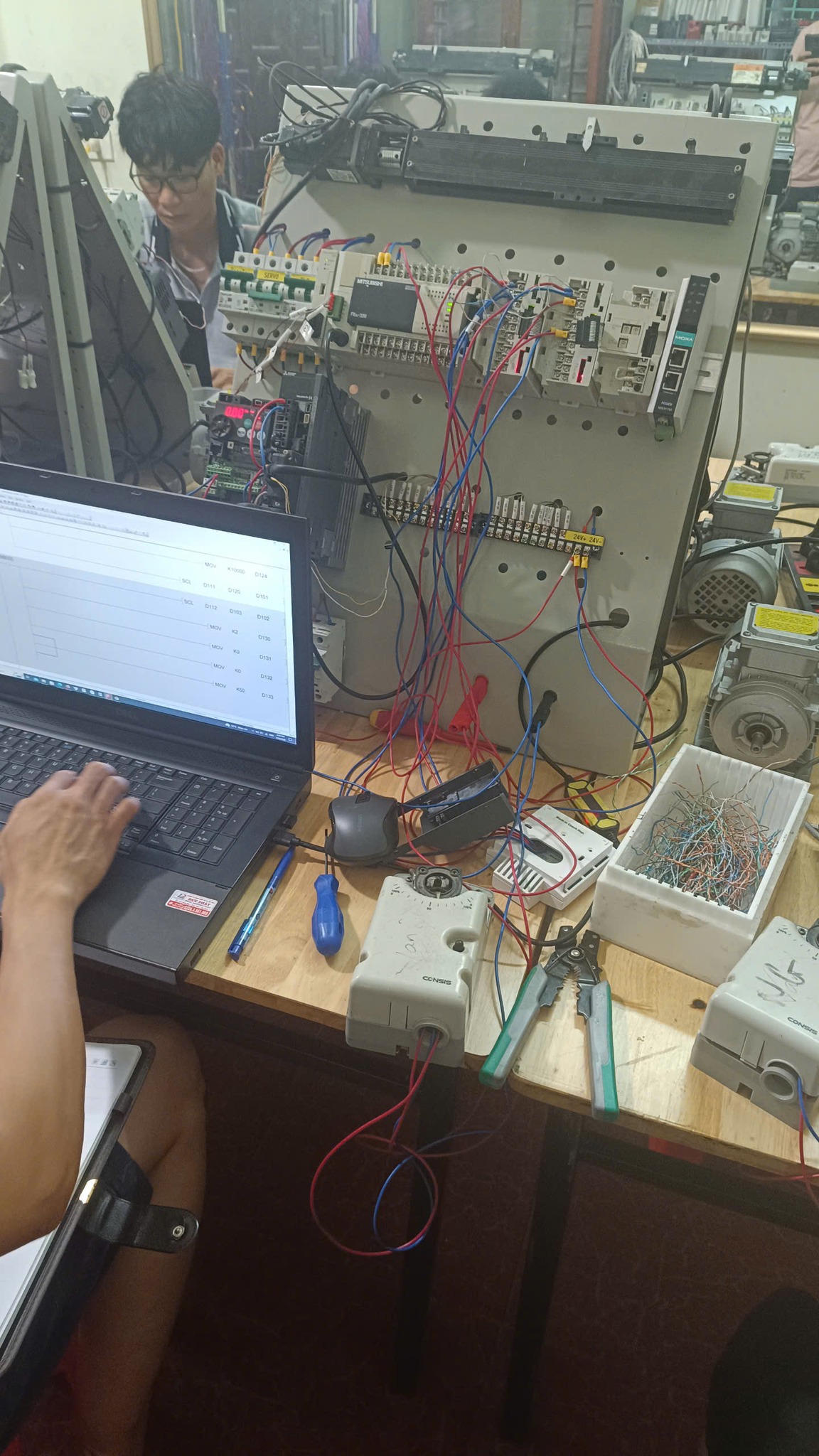 Tự Động Hóa D+ PLC | Ha-Nam