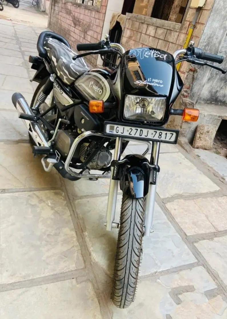 splendor plus 2020 model price 25000