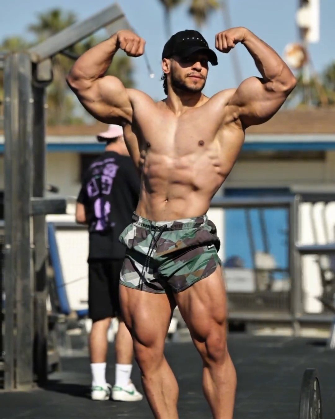 Musclemania - Musclemania® Pro Burkley Goss looking fuller, leaner and ...