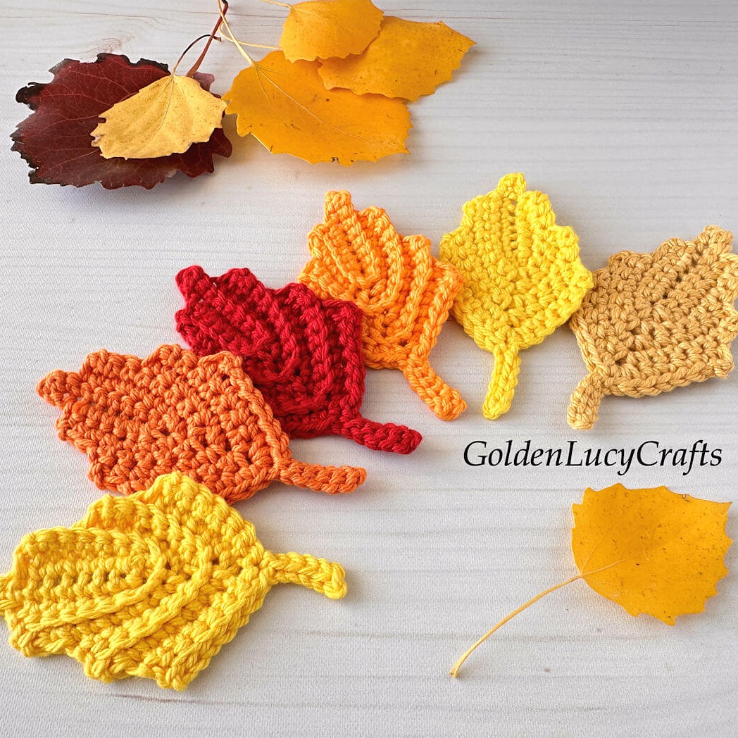 Mommy's - Autumn Leaves Free Crochet Pattern. https://1001patterns.com ...