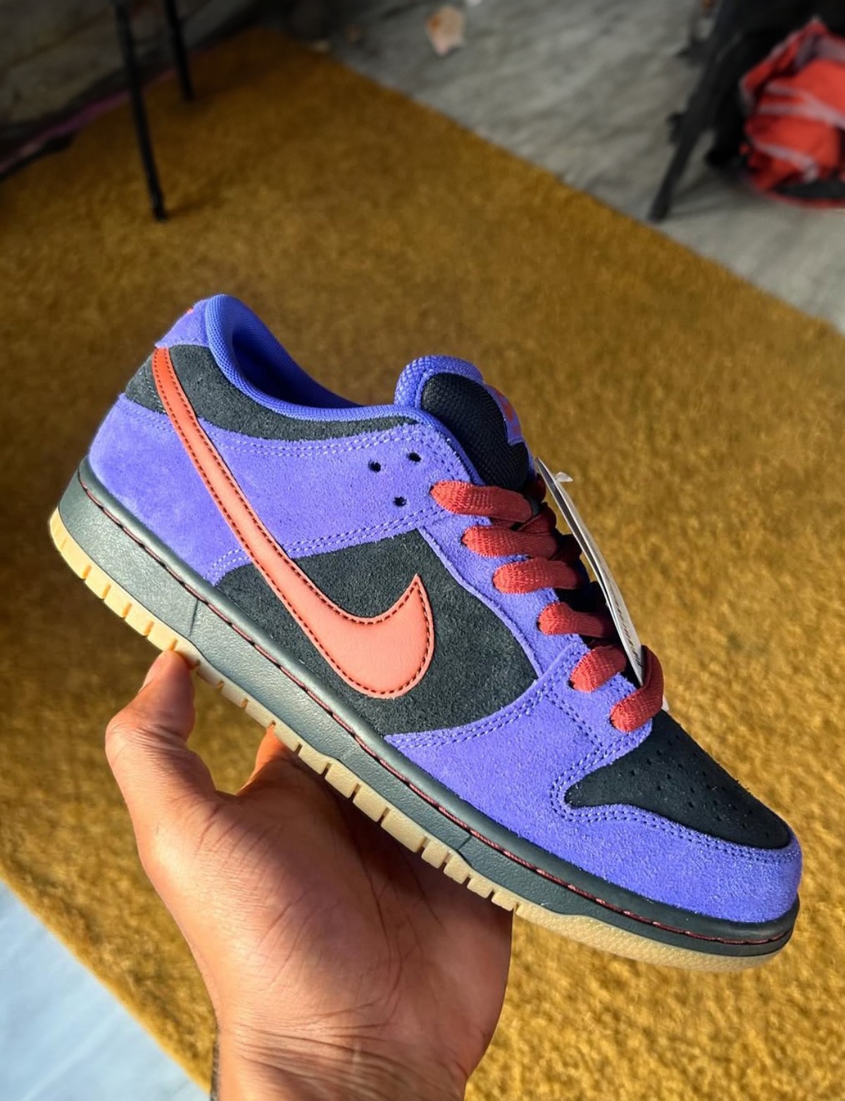 This SB Dunk resembles the 2020 