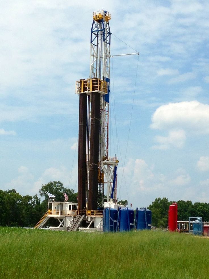 Another day in the oilfield... - Global Petroleum Society | Facebook