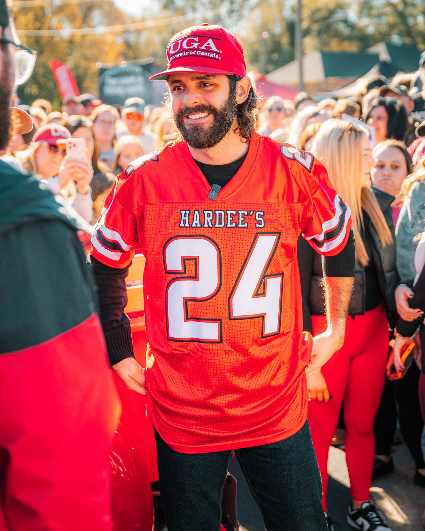 Thomas Rhett - Thomas Rhett added a new photo.