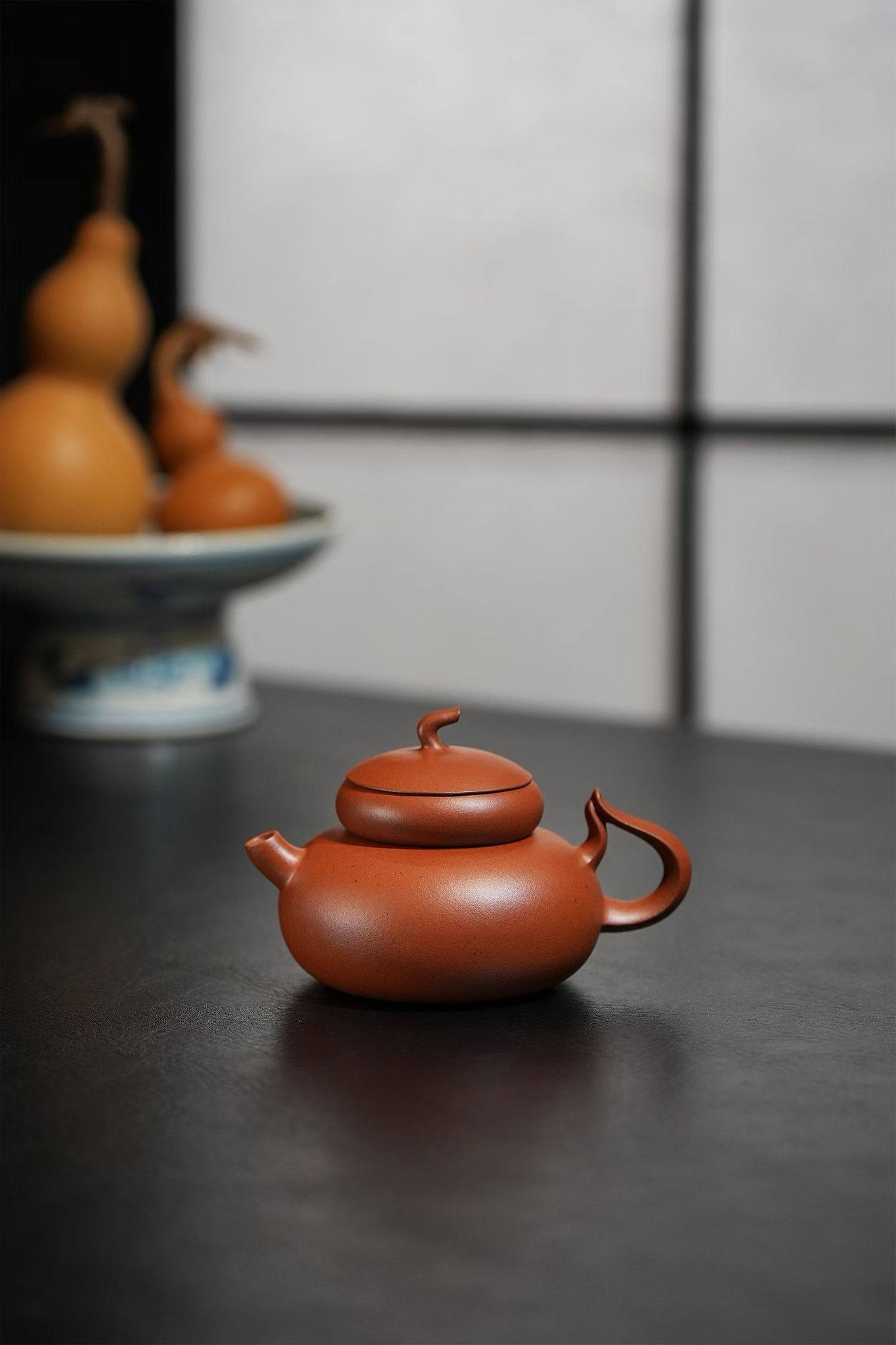 寒灰老人·全手工/容量190cc/极品紫泥摹寒灰老人之作，将传统虚扁与四方