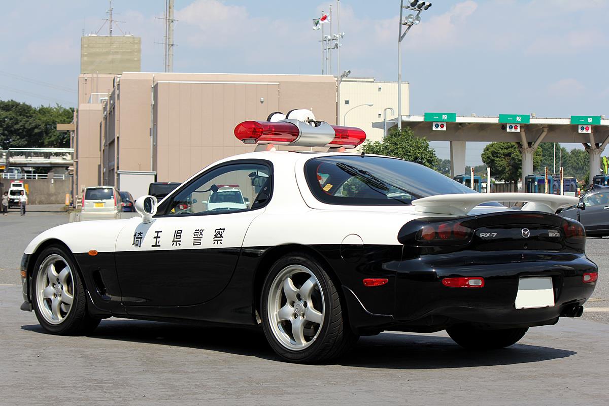 働くマツダ車】 今回は、埼玉県警察の高速道路警察隊のRX-7をご紹介 