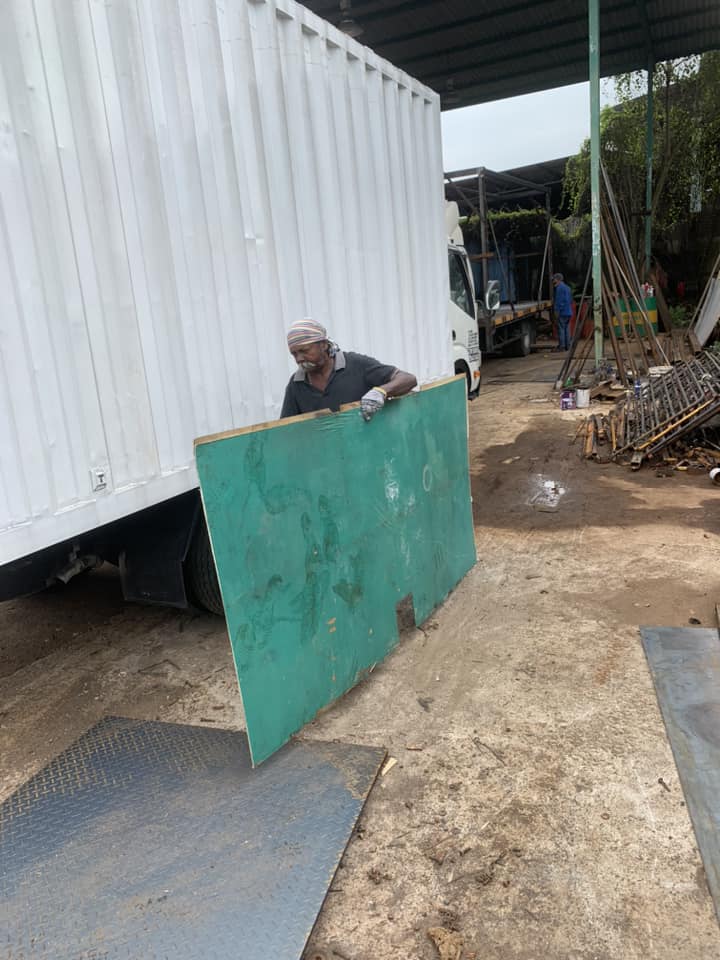 RVS METAL ENT - Perkhidmatan Menyewa Tong RORO