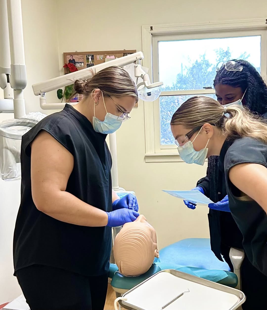 Accelerated Academy - Dental Assisting
