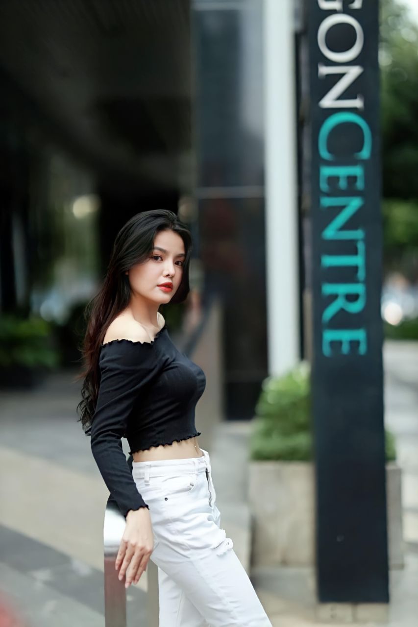 Model Stella Emma
