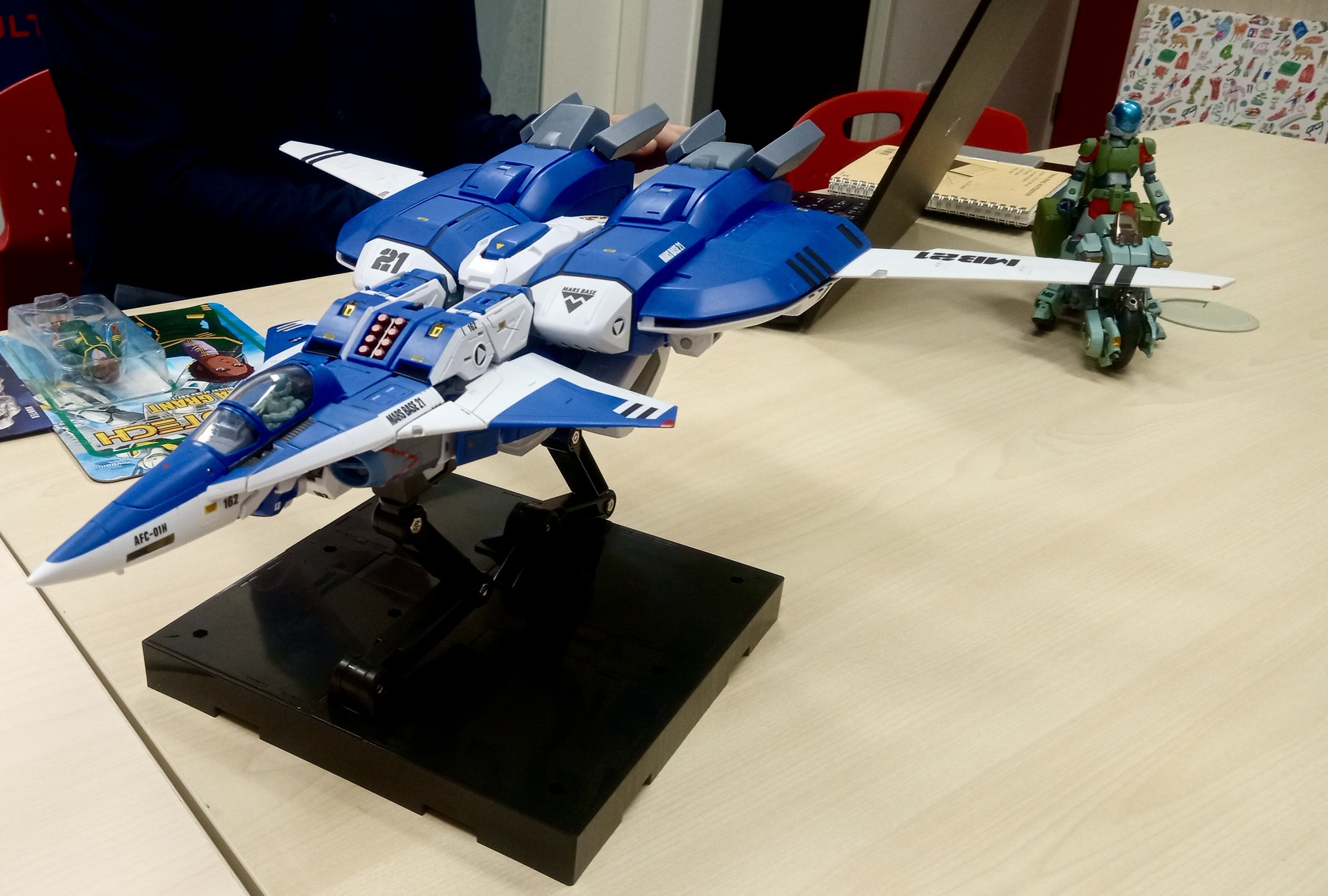 Robotech - WILL THE ALPHA AND BETA BE AVAILABLE OUTSIDE OF JAPAN? Yes ...