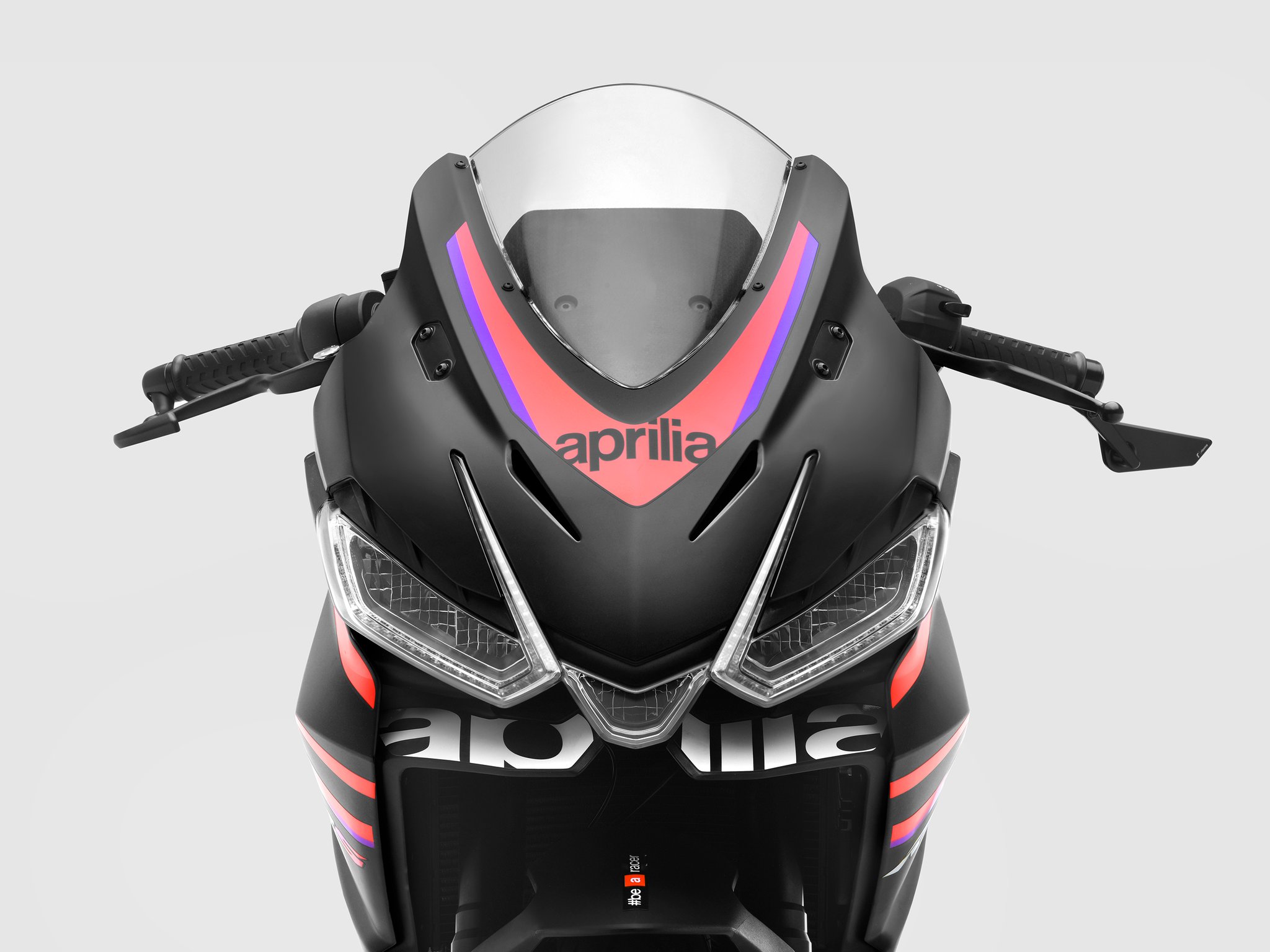 Feel the precision of a new generation. Lightweight, sharp