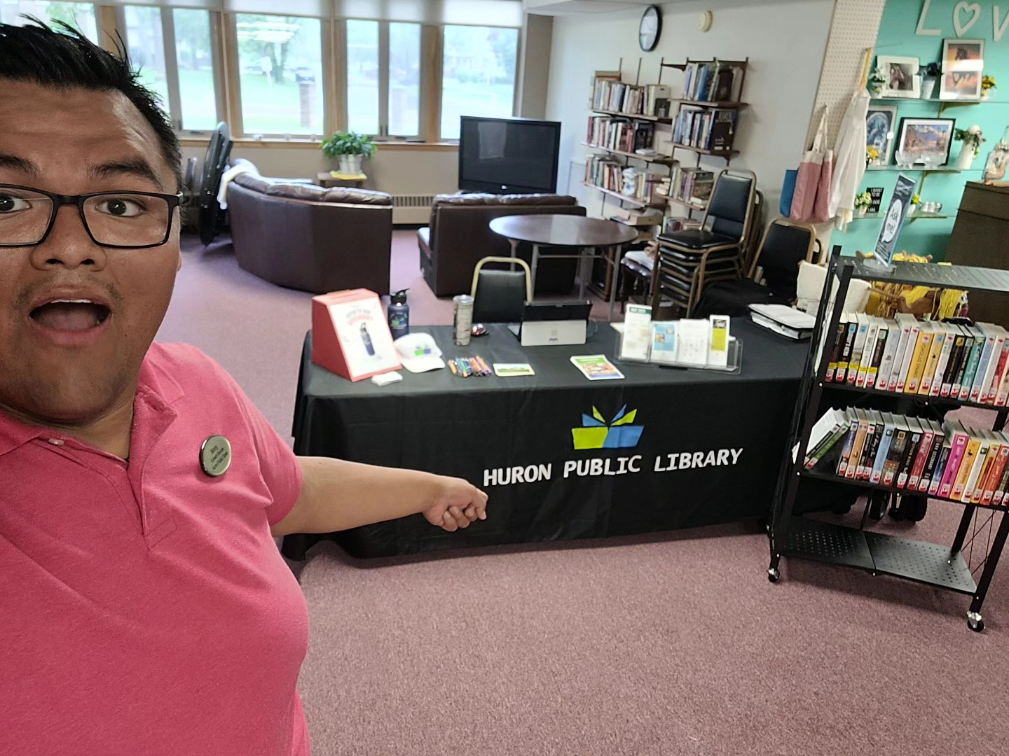 The pop-up library is now open at... - Huron Public Library | Facebook