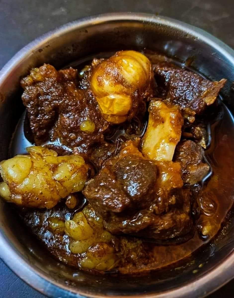 Die Armgat Chef - 🧄 Knoffel Skaap-Mutton (Garlic Mutton)... | Facebook