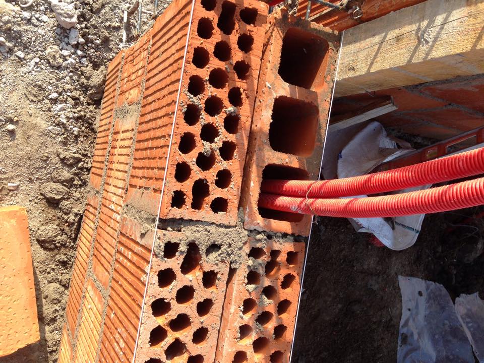 JC-3 Group - El uso de block extruido multi perforado... | Facebook