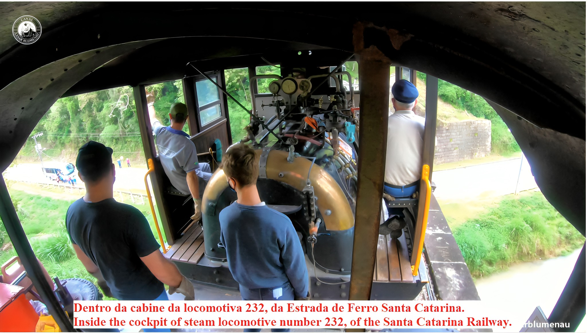 Canalcesarblumenau - Dentro da cabine da locomotiva a vapor número 232 ...