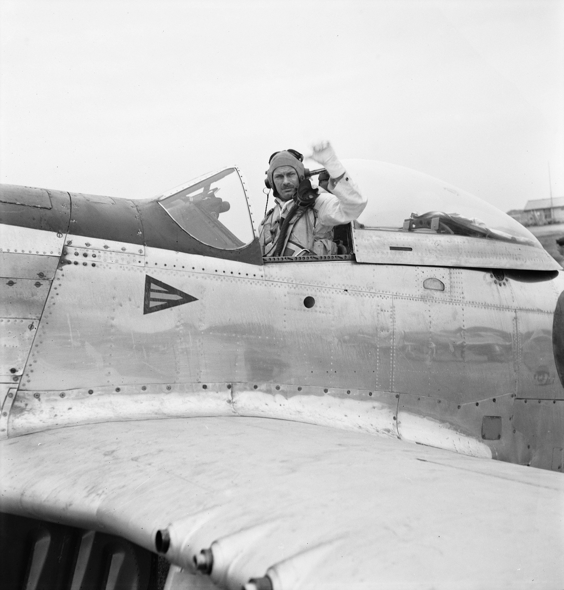 Australian - Wing Commander Louis Spence DFC and Bar, Commanding ...