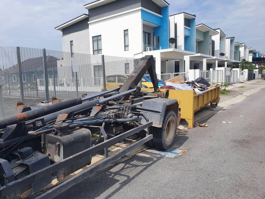 RVS METAL ENT - Perkhidmatan Menyewa Tong RORO
