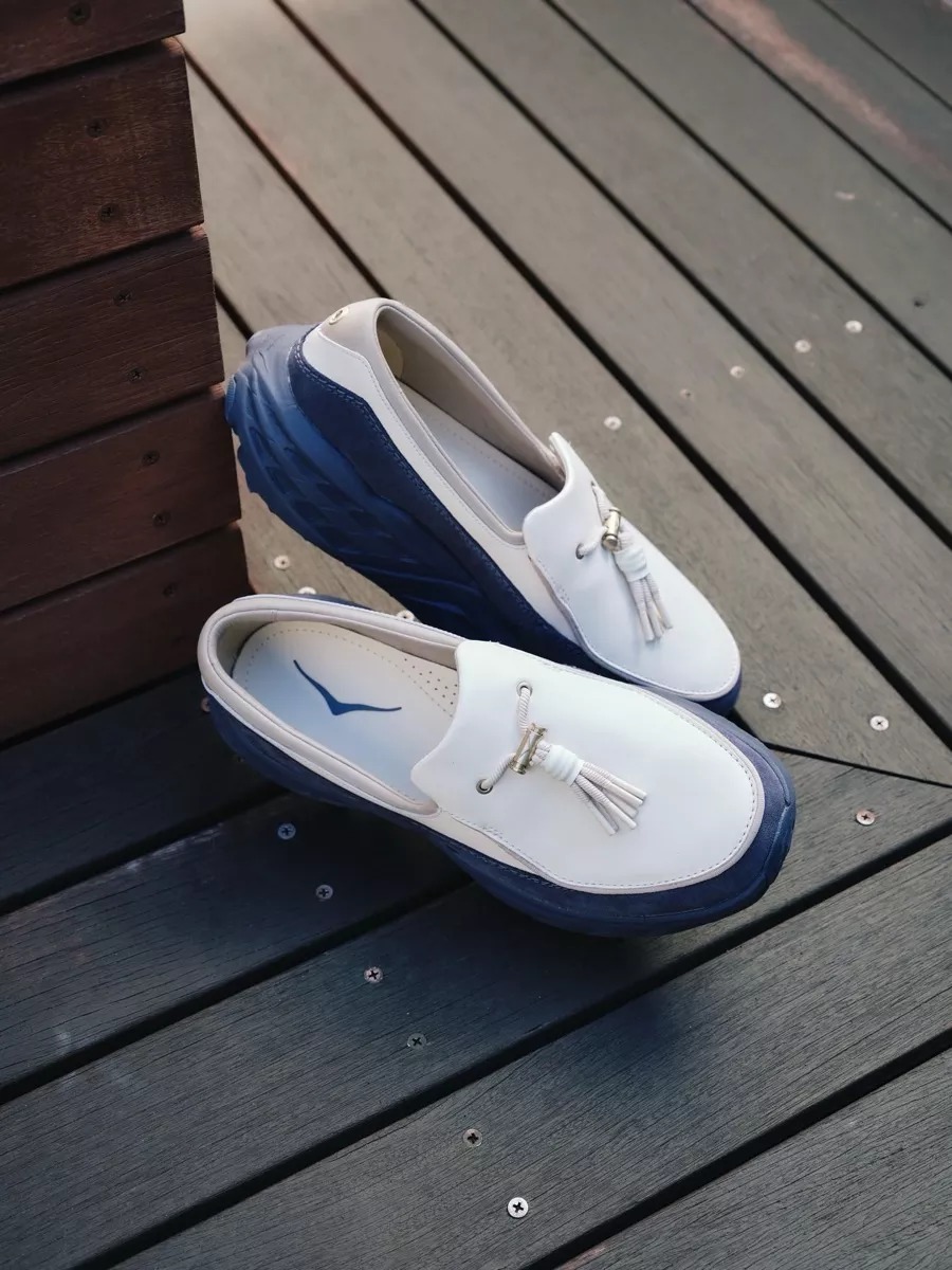 HOKA スピード ローファー Birch 厚底 25cm アイボリー Hoka Speed Loafer Birch and Walnut. released in Japan on Friday