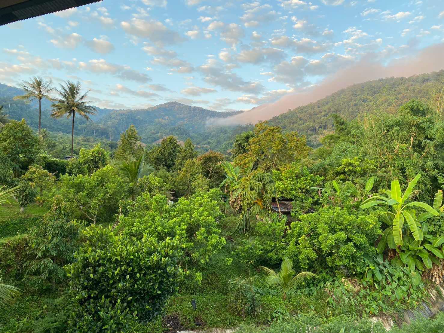 บ้านสวนฮักนา HugNa HomeStay | Chiang Mai