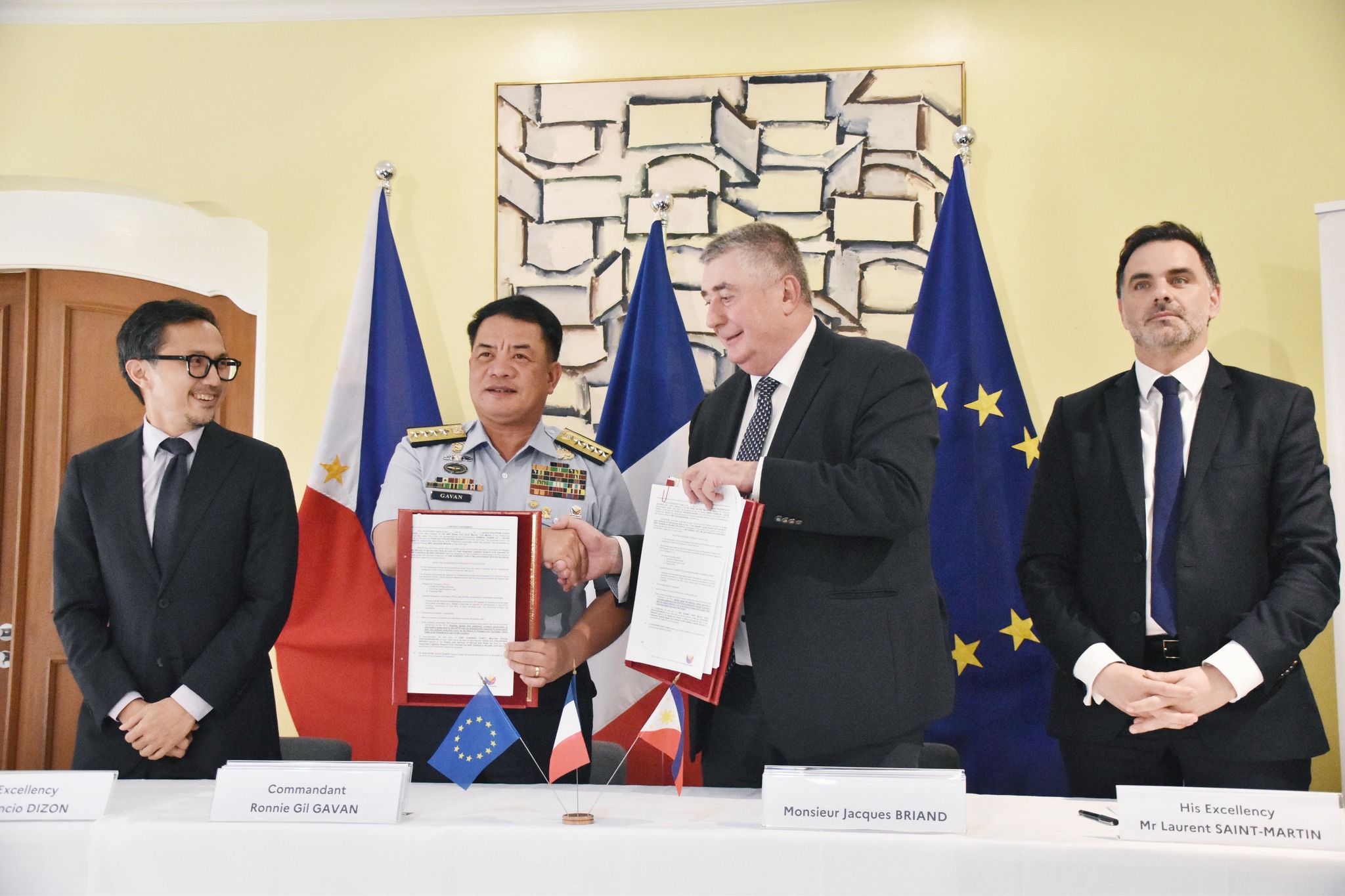 Embassy of France to the Philippines and Micronesia - 𝗟𝗲𝘀 𝗖𝗵𝗲𝘃𝗮𝗹𝗶𝗲𝗿𝘀 ...